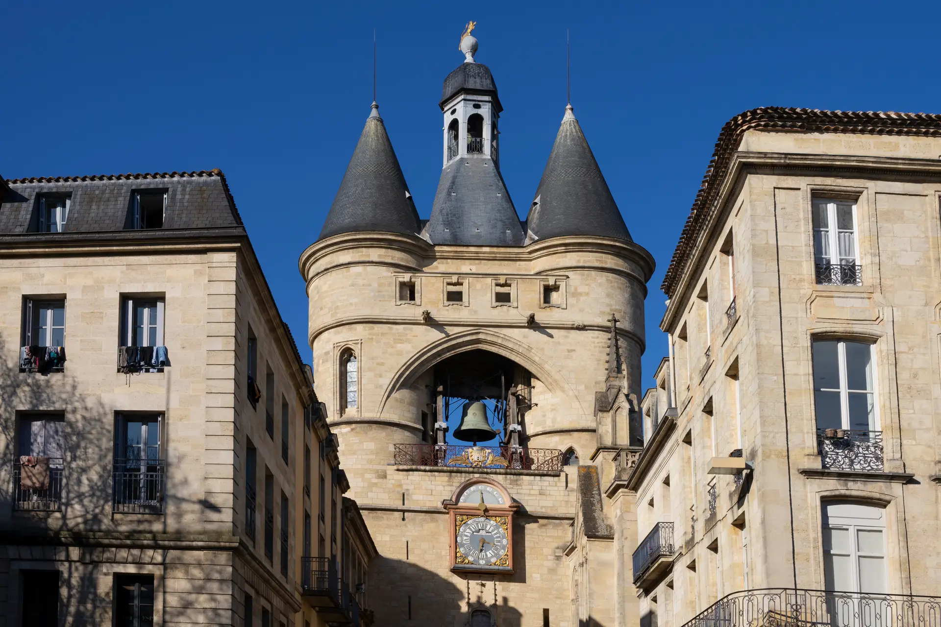 Célèbre tour Saint-Michel à Bordeaux